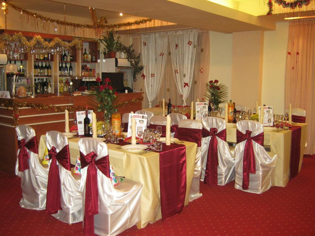 Hotel International Băile Herculane Eksteriør billede